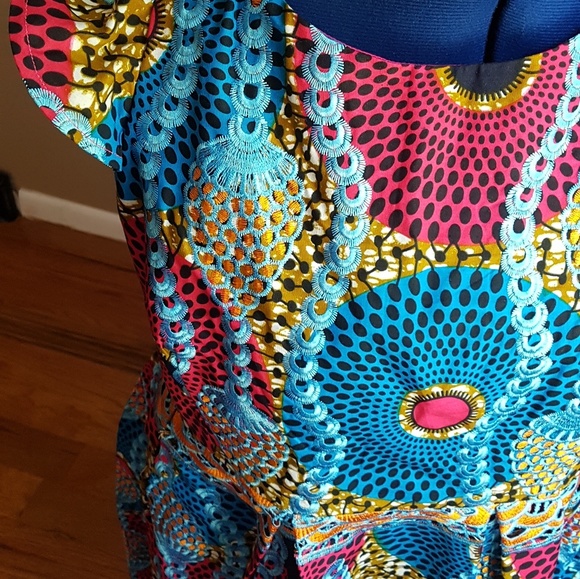 Embroidered African Prints Dress - Picture 4 of 8